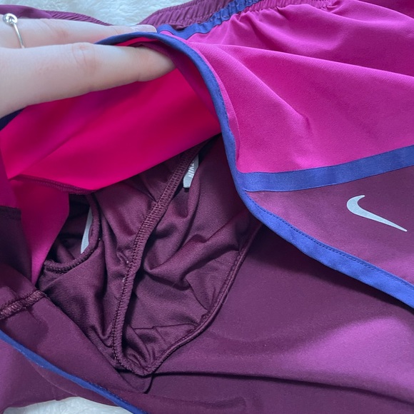 Nike Shorts - Picture 3 of 4